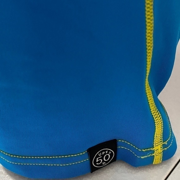 Rip Curl Kids Rash guard Wave Long Sleeve UV Swim Beach Surfing Tee Sz M - Picture 6 of 10